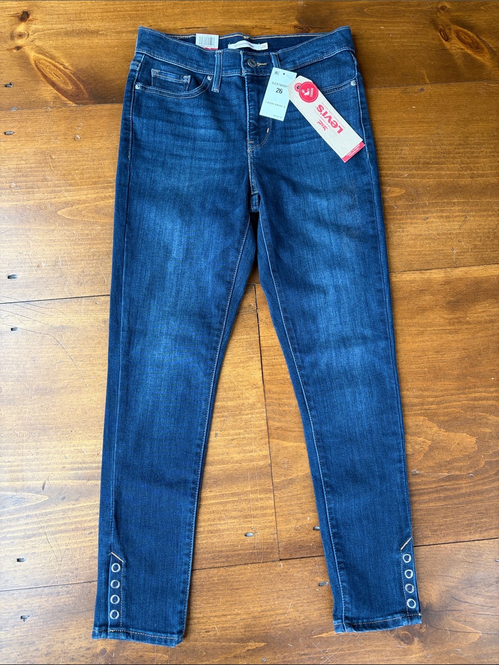 Levi’s 311 Shaping Ankle Skinny Jeans Sz 26